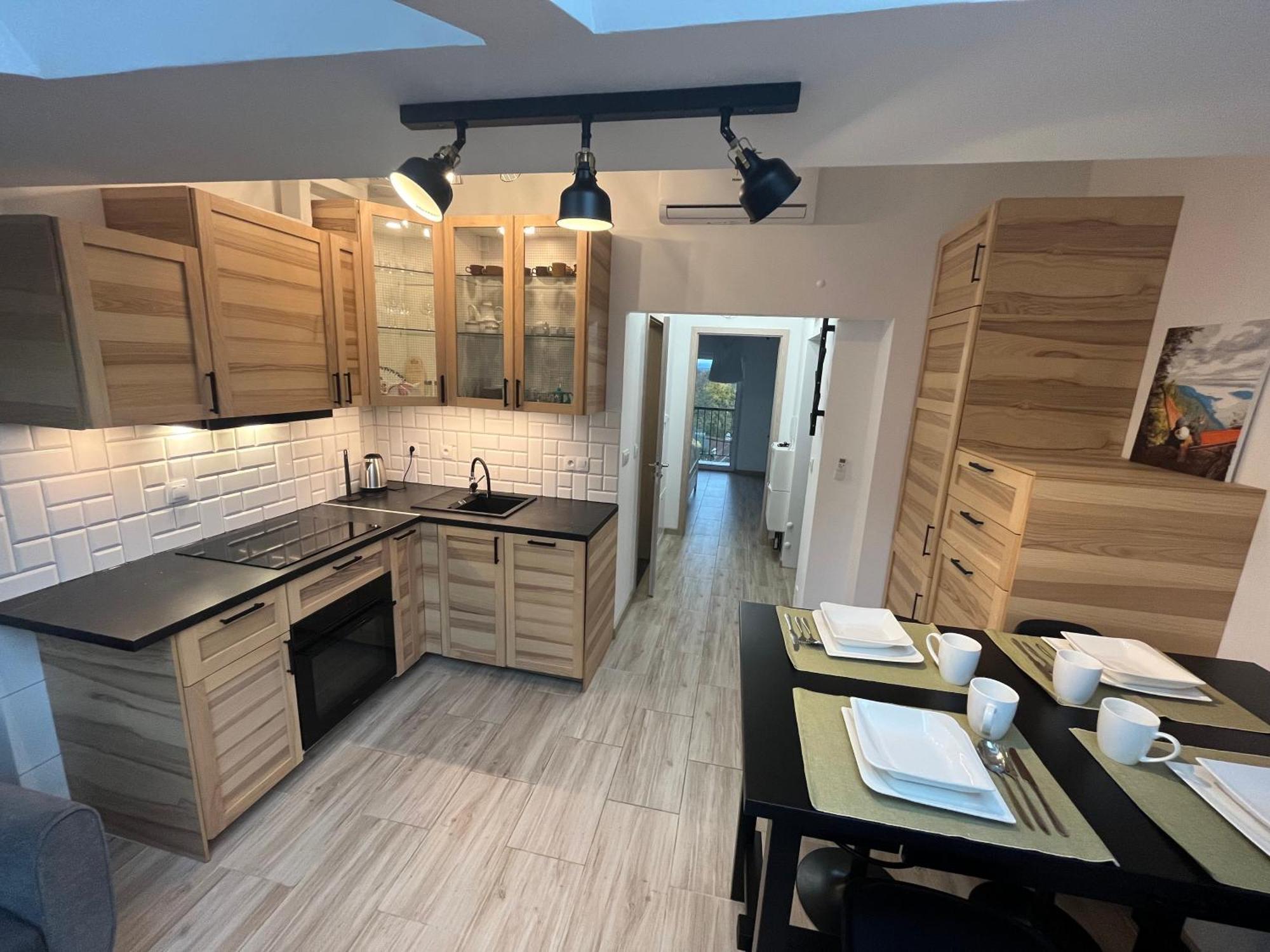 Feelhome Apartment With Kitchen Краків Екстер'єр фото